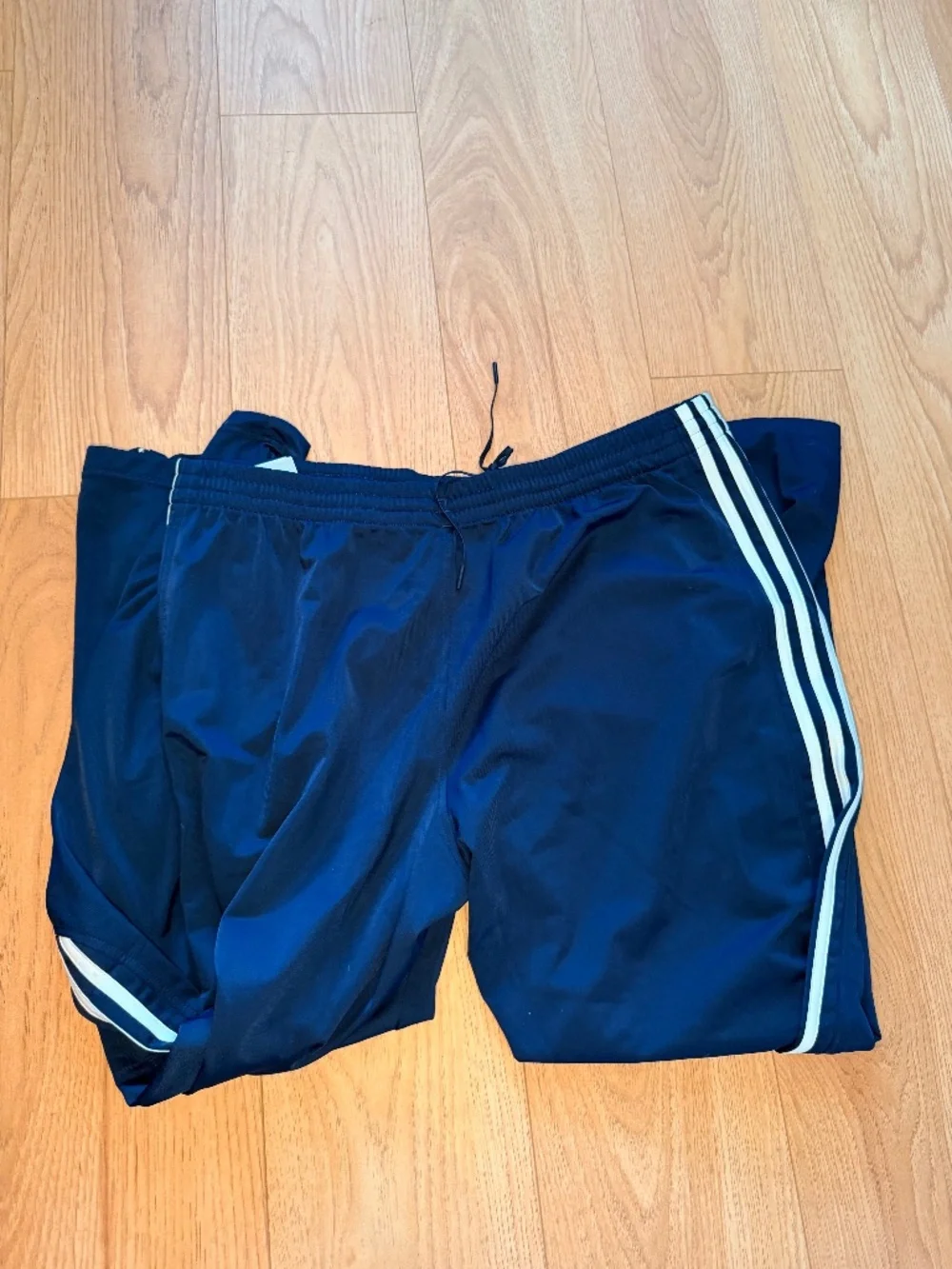 adidas straight leg